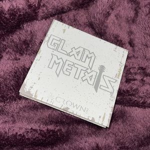 Beautiful Crown Pro Glam Metals Eyeshadow Palette